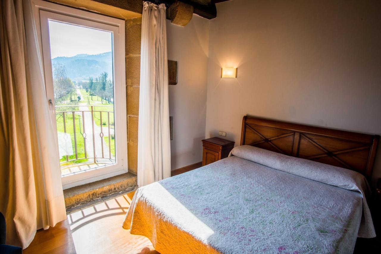 Hotel Palacio Atxega Usurbil Luaran gambar